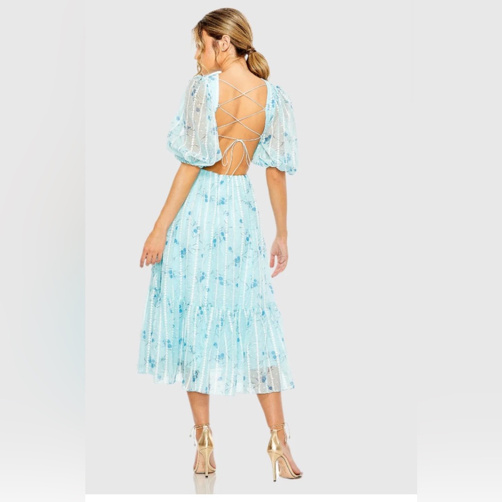❗️SALE❗️MacDuggal Lace Up Puff Sleeve Floral Dress